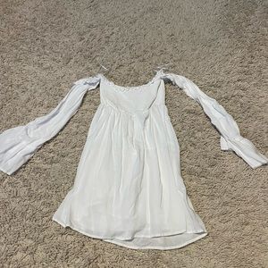 White flowy off the shoulder dress